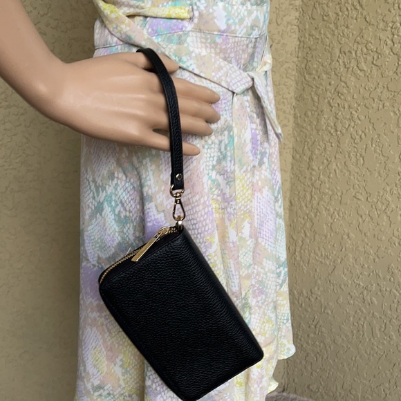 Michael Kors Jet Set Travel Lg Flat Multifunctional Phone Case-Wristlet-… - Picture 15 of 16